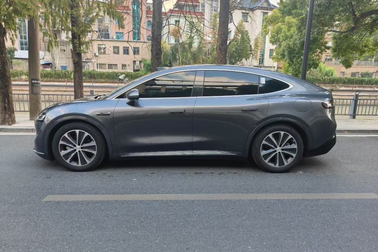 Used Hima Luxeed R7 2025 Range-Extended Version 251 km Max Exterior 4