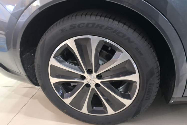 Used Hima Luxeed R7 2025 Range-Extended Version 251 km Max Exterior 5