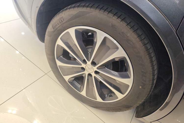 Used Hima Luxeed R7 2025 Range-Extended Version 251 km Max Exterior 8
