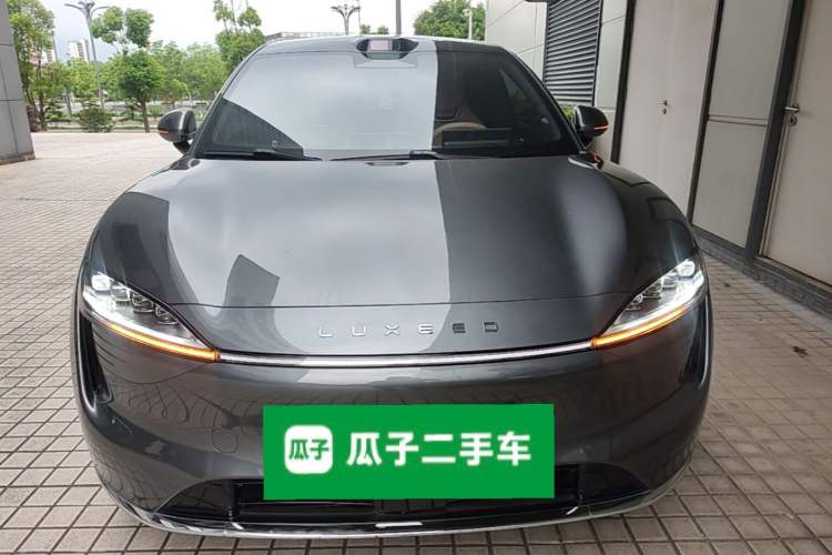 Used Hima Luxeed R7 2025 Extended-Range 331km Ultra Front