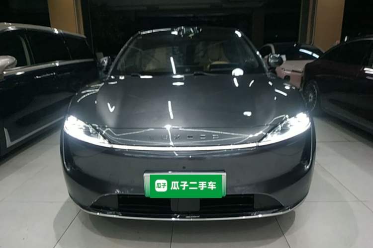 Used Hima Luxeed R7 2025 Extended-Range 331km Ultra Front