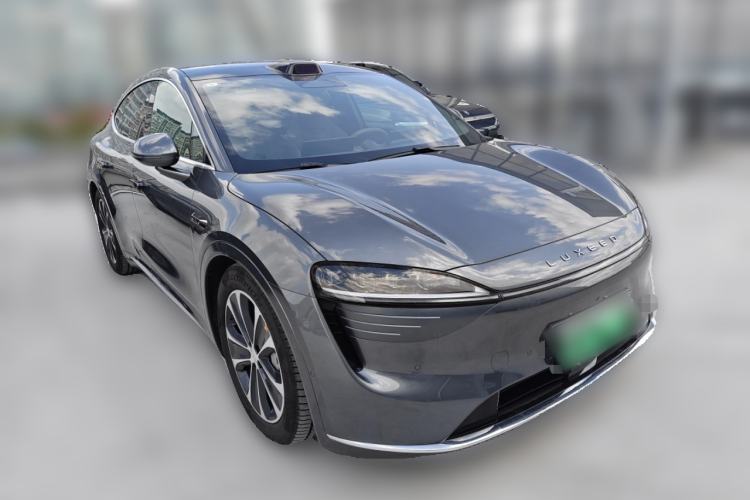 Used Hima Luxeed R7 2025 Range-Extended Version 251 km Max Front Right 45 Deg