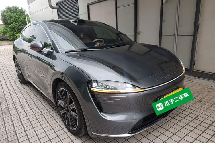 Used Hima Luxeed R7 2025 Extended-Range 331km Ultra Front Right 45 Deg