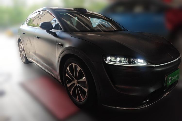 Used Hima Luxeed R7 2025 Range-Extended Version 251 km Max Front Right 45 Deg
