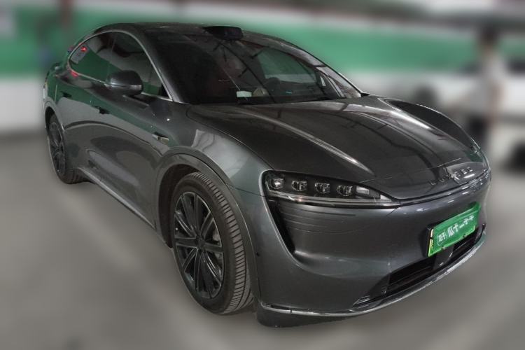 Used Hima Luxeed R7 2025 Range-Extended Version 251 km Max Front Right 45 Deg