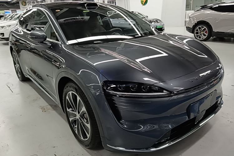 Used Hima Luxeed R7 2025 Range-Extended Version 251 km Max Front Right 45 Deg
