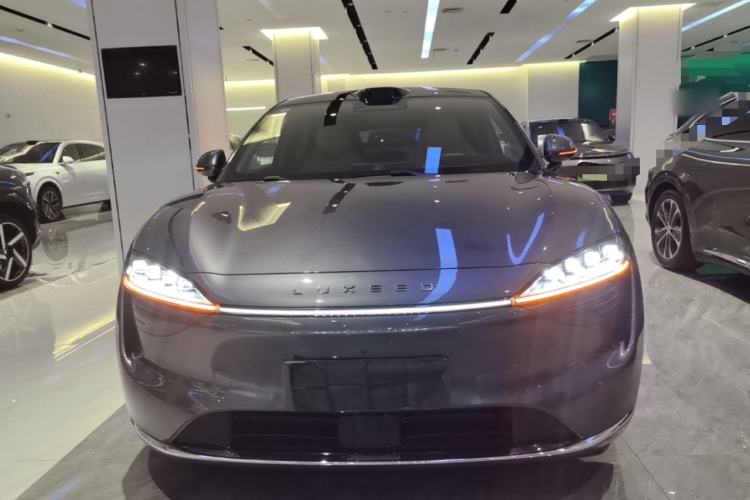 Used Hima Luxeed R7 2025 Range-Extended Version 251 km Max Front