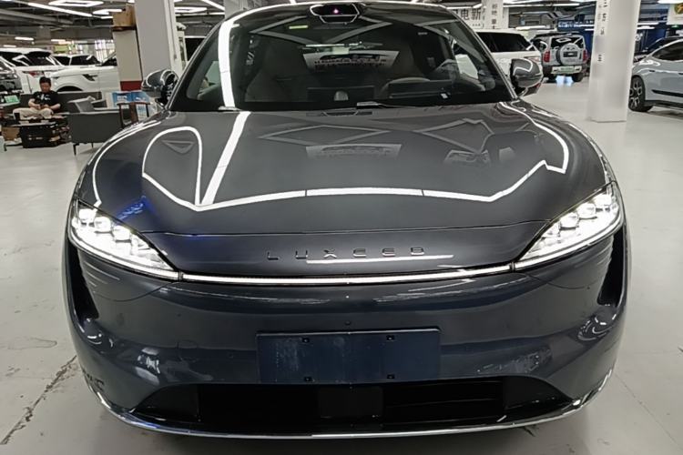 Used Hima Luxeed R7 2025 Range-Extended Version 251 km Max Front