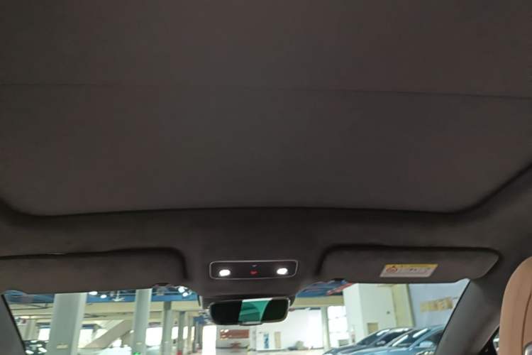 Used Hima Luxeed R7 2025 Extended-Range 331km Ultra Headliner
