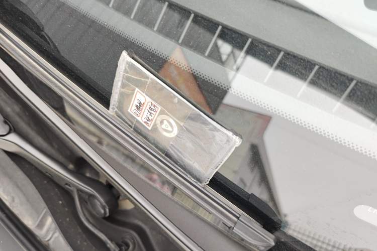 Used Hima Luxeed R7 2025 Extended-Range 331km Ultra Interior 1