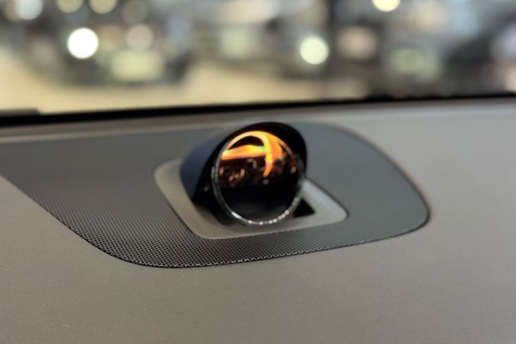Used Hima Luxeed R7 2025 Range-Extended Version 251 km Max Interior 3