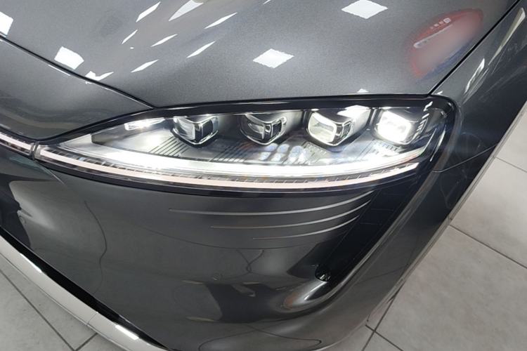Used Hima Luxeed R7 2025 Extended-Range 331km Ultra Left Front Headlight