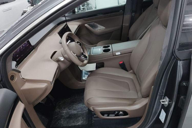 Used Hima Luxeed R7 2025 Extended-Range 331km Ultra Left Front Seat