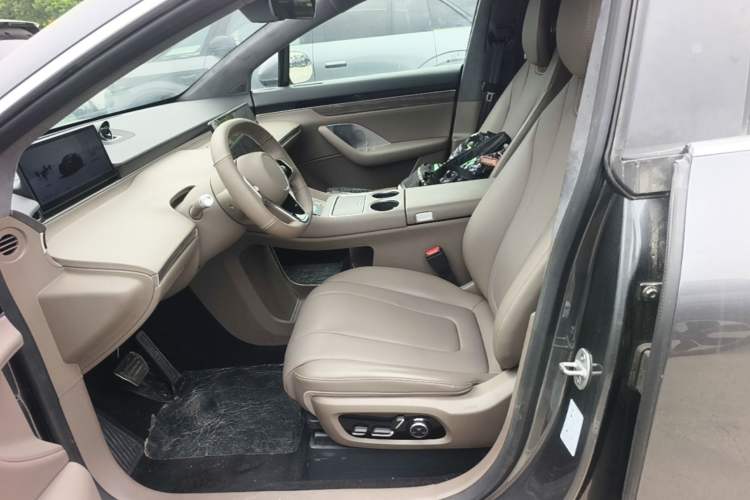 Used Hima Luxeed R7 2025 Extended-Range 331km Ultra Left Front Seat