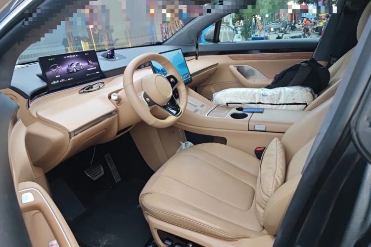 Used Hima Luxeed R7 2025 Extended-Range 251km Pro Left Front Seat