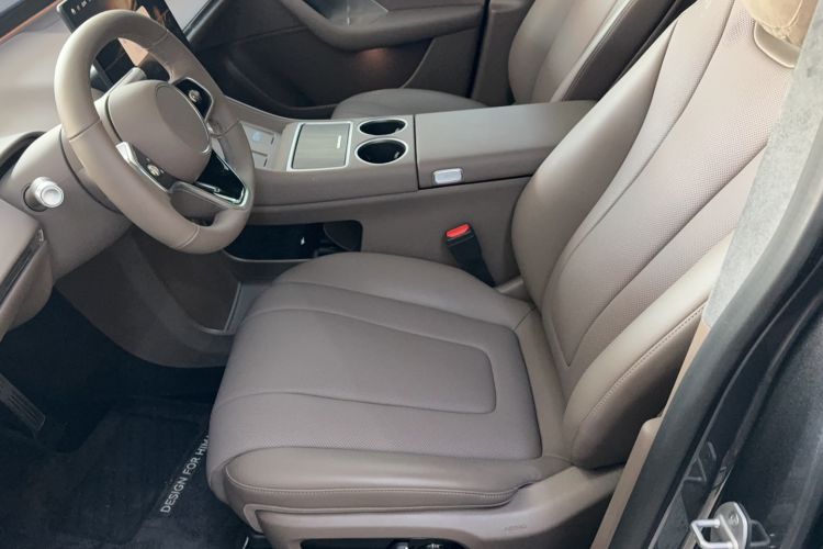 Used Hima Luxeed R7 2025 Range-Extended Version 251 km Max Left Front Seat