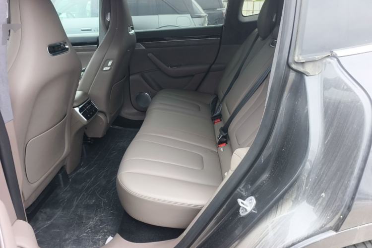 Used Hima Luxeed R7 2025 Extended-Range 331km Ultra Left Rear Seat