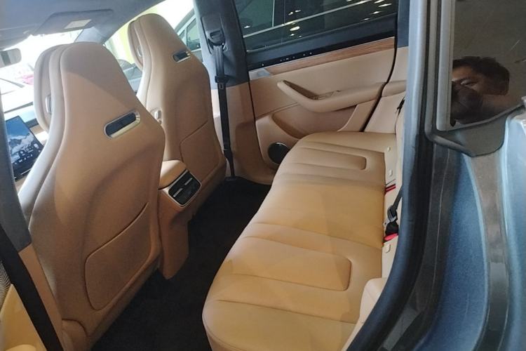 Used Hima Luxeed R7 2025 Extended-Range 331km Ultra Left Rear Seat