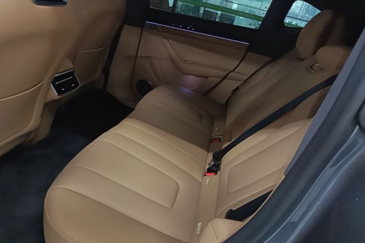 Used Hima Luxeed R7 2025 Extended-Range 331km Ultra Left Rear Seat