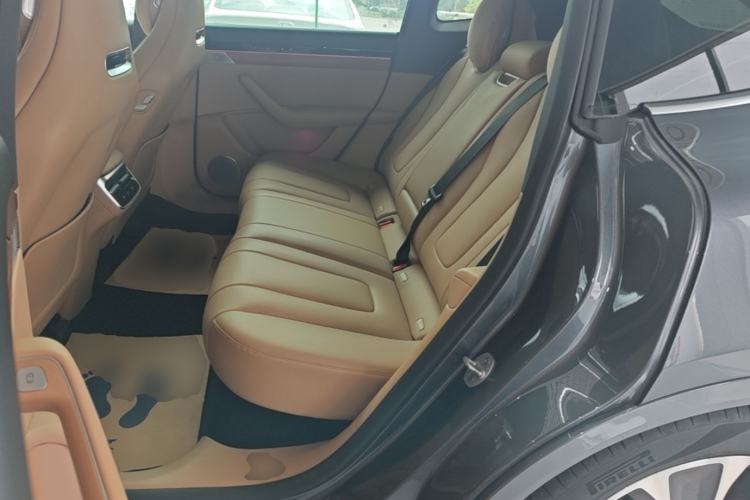 Used Hima Luxeed R7 2025 Extended-Range 331km Ultra Left Rear Seat