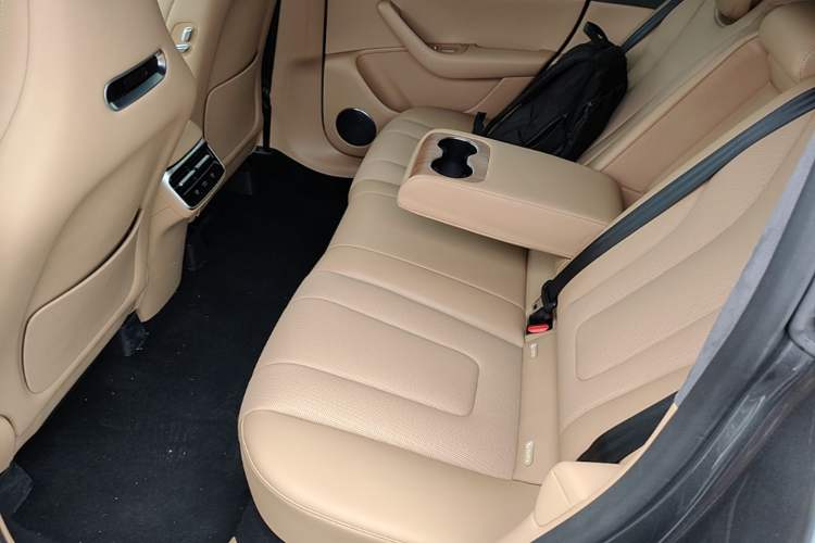 Used Hima Luxeed R7 2025 Extended-Range 331km Ultra Left Rear Seat