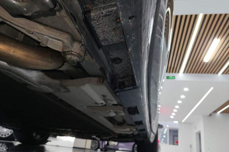 Used Hima Luxeed R7 2025 Extended-Range 331km Ultra Left Side Sill