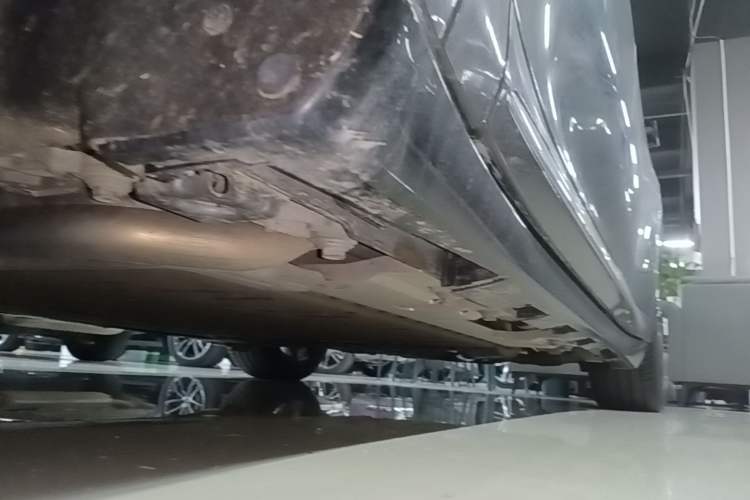Used Hima Luxeed R7 2025 Extended-Range 331km Ultra Left Side Sill