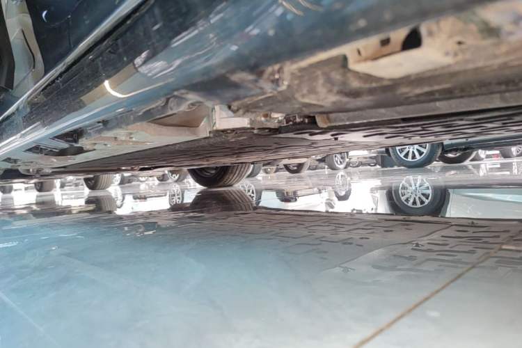 Used Hima Luxeed R7 2025 Extended-Range 331km Ultra Left Side Sill