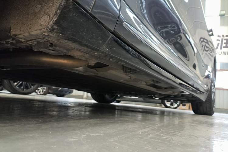 Used Hima Luxeed R7 2025 Extended-Range 331km Ultra Left Side Sill