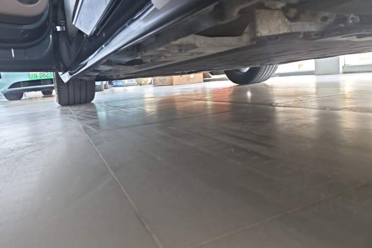Used Hima Luxeed R7 2025 Range-Extended Version 251 km Max Left Side Sill