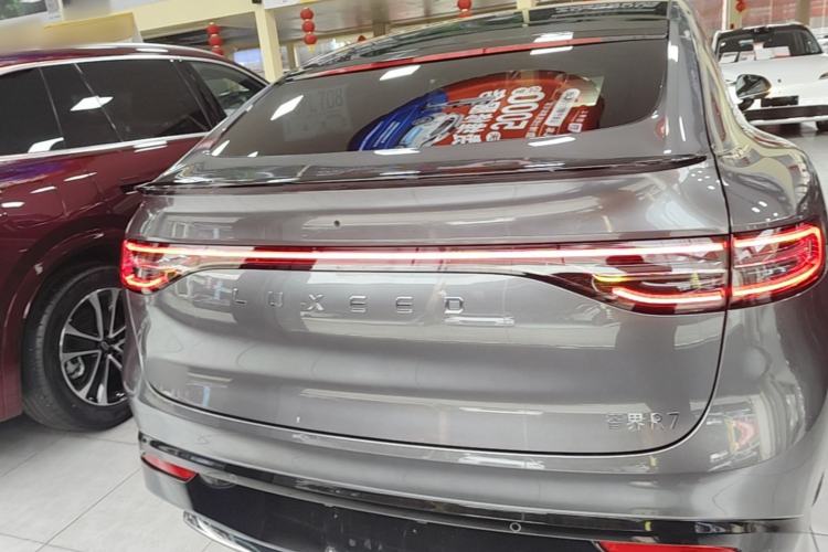 Used Hima Luxeed R7 2025 Range-Extended Version 251 km Max Rear