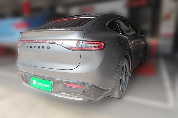 Used Hima Luxeed R7 2025 Range-Extended Version 251 km Max Rear Right 45 Deg