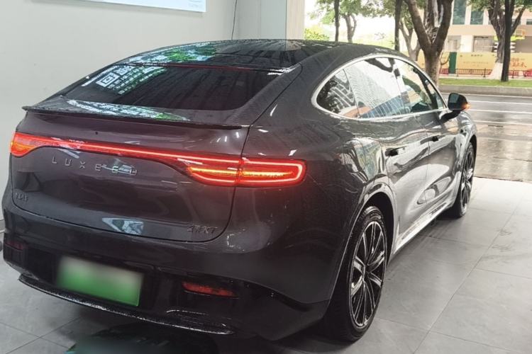 Used Hima Luxeed R7 2025 Extended-Range 331km Ultra Rear Right 45 Deg