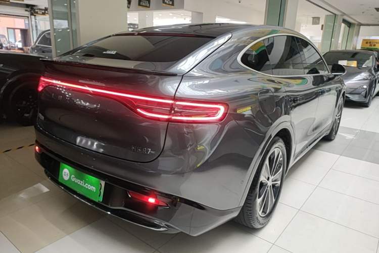 Used Hima Luxeed R7 2025 Range-Extended Version 251 km Max Rear Right 45 Deg