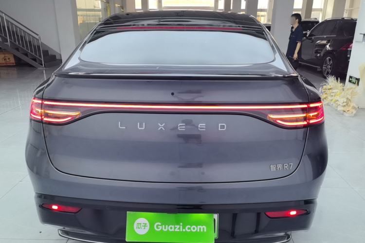 Used Hima Luxeed R7 2025 Range-Extended Version 251 km Max Rear