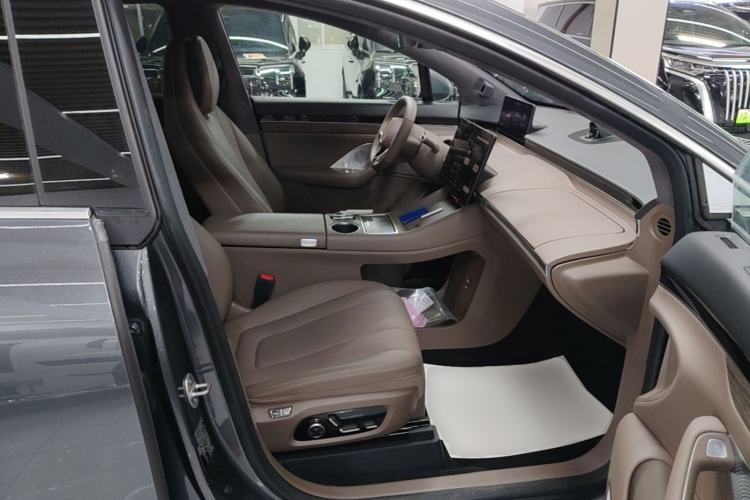 Used Hima Luxeed R7 2025 Extended-Range 331km Ultra Right Front Seat