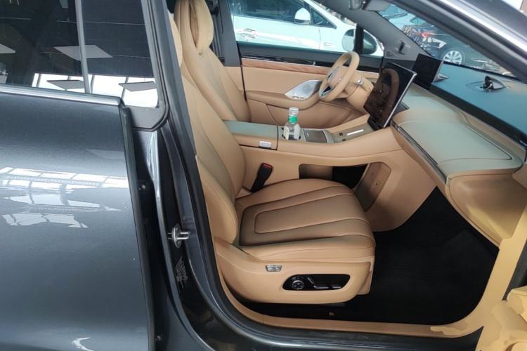 Used Hima Luxeed R7 2025 Extended-Range 331km Ultra Right Front Seat