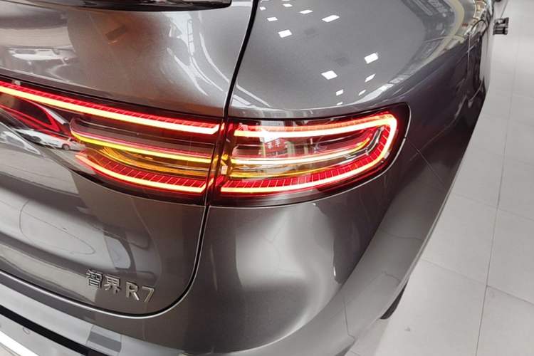 Used Hima Luxeed R7 2025 Extended-Range 331km Ultra Right Rear Taillight