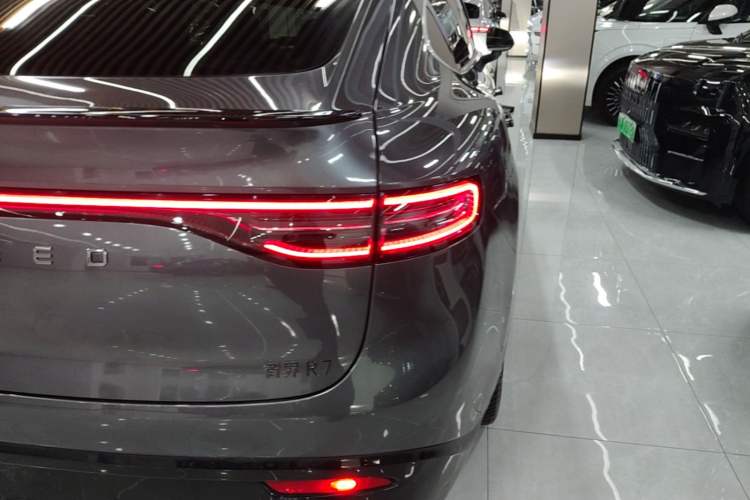 Used Hima Luxeed R7 2025 Extended-Range 331km Ultra Right Rear Taillight