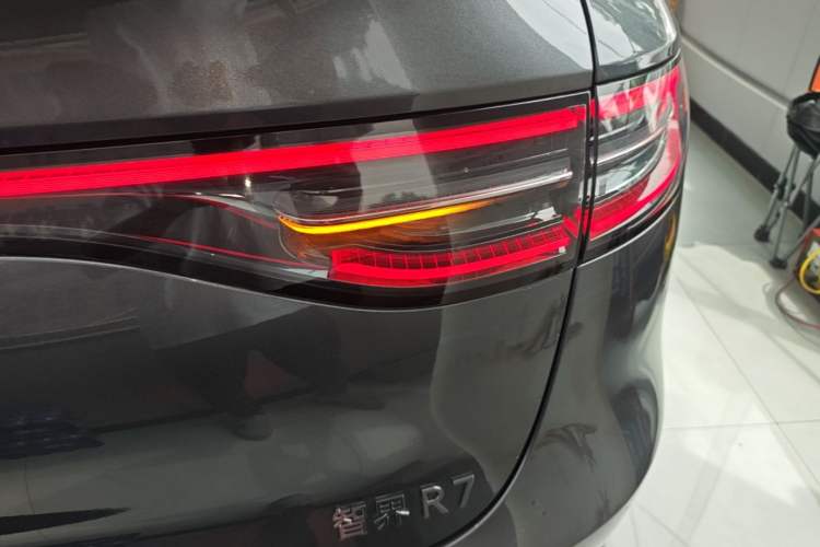 Used Hima Luxeed R7 2025 Extended-Range 331km Ultra Right Rear Taillight