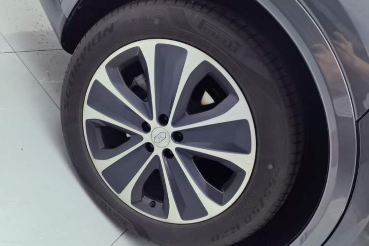 Used Hima Luxeed R7 2025 Range-Extended Version 251 km Max Right Rear Wheel Hub