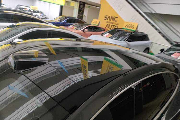 Used Hima Luxeed R7 2025 Range-Extended Version 251 km Max Roof