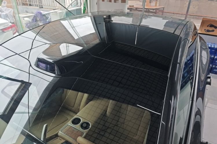 Used Hima Luxeed R7 2025 Extended-Range 331km Ultra Roof