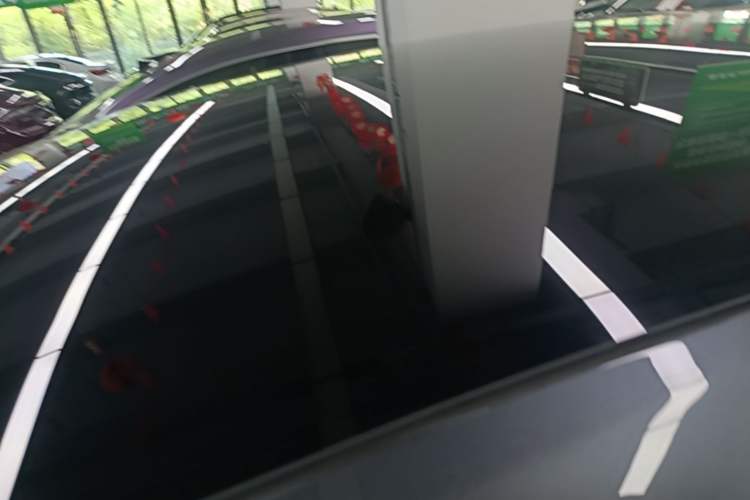 Used Hima Luxeed R7 2025 Range-Extended Version 251 km Max Roof