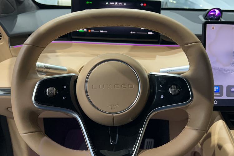 Used Hima Luxeed R7 2025 Extended-Range 331km Ultra Steering Wheel