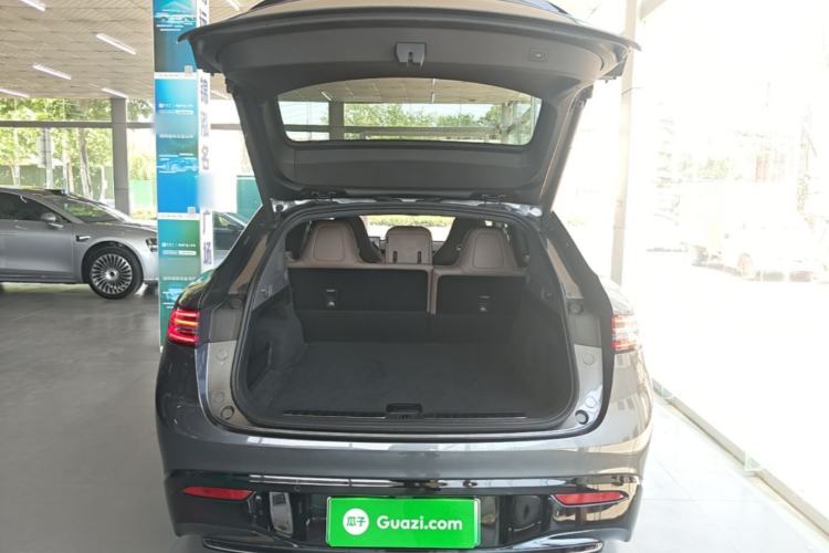 Used Hima Luxeed R7 2025 Range-Extended Version 251 km Max Trunk