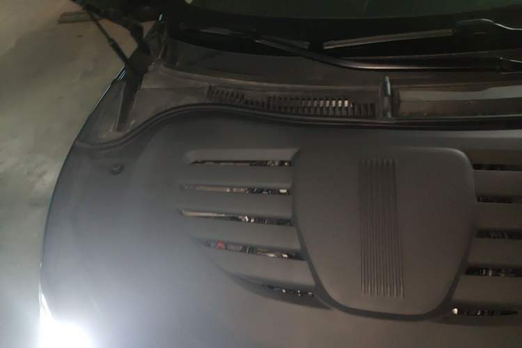Used Hima Luxeed R7 2025 Extended-Range 251km Pro Engine Bay