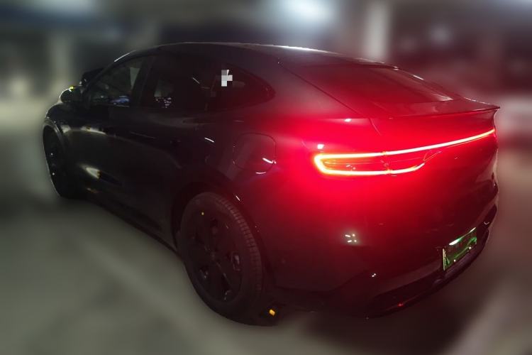 Used Hima Luxeed R7 2025 Extended-Range 251km Pro Rear Left 45 Deg
