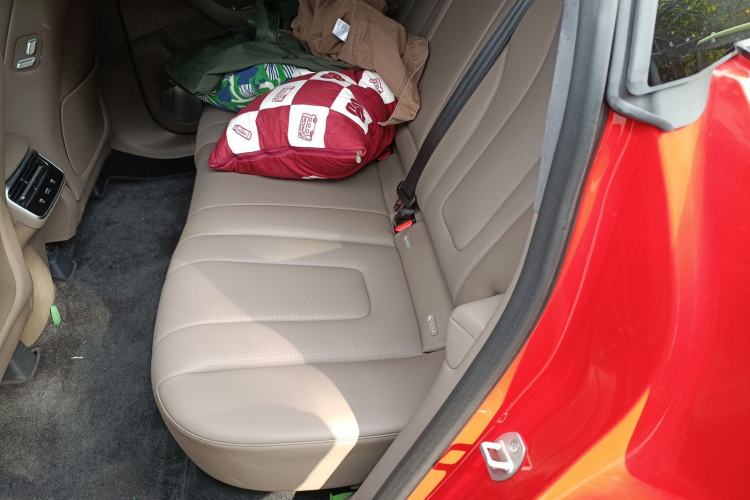 Used Hima Luxeed R7 2025 Range-Extended Version 251 km Max Left Rear Seat