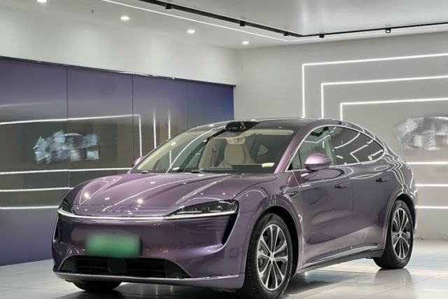 Ojetý Hima Luxeed R7 2025 Range-Extended Version 251 km Max